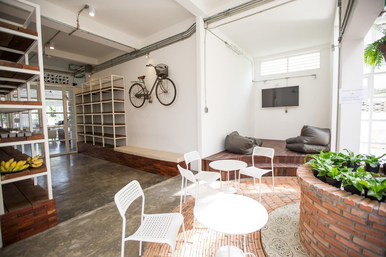 Memmoth Hostel In Lampang Extérieur photo