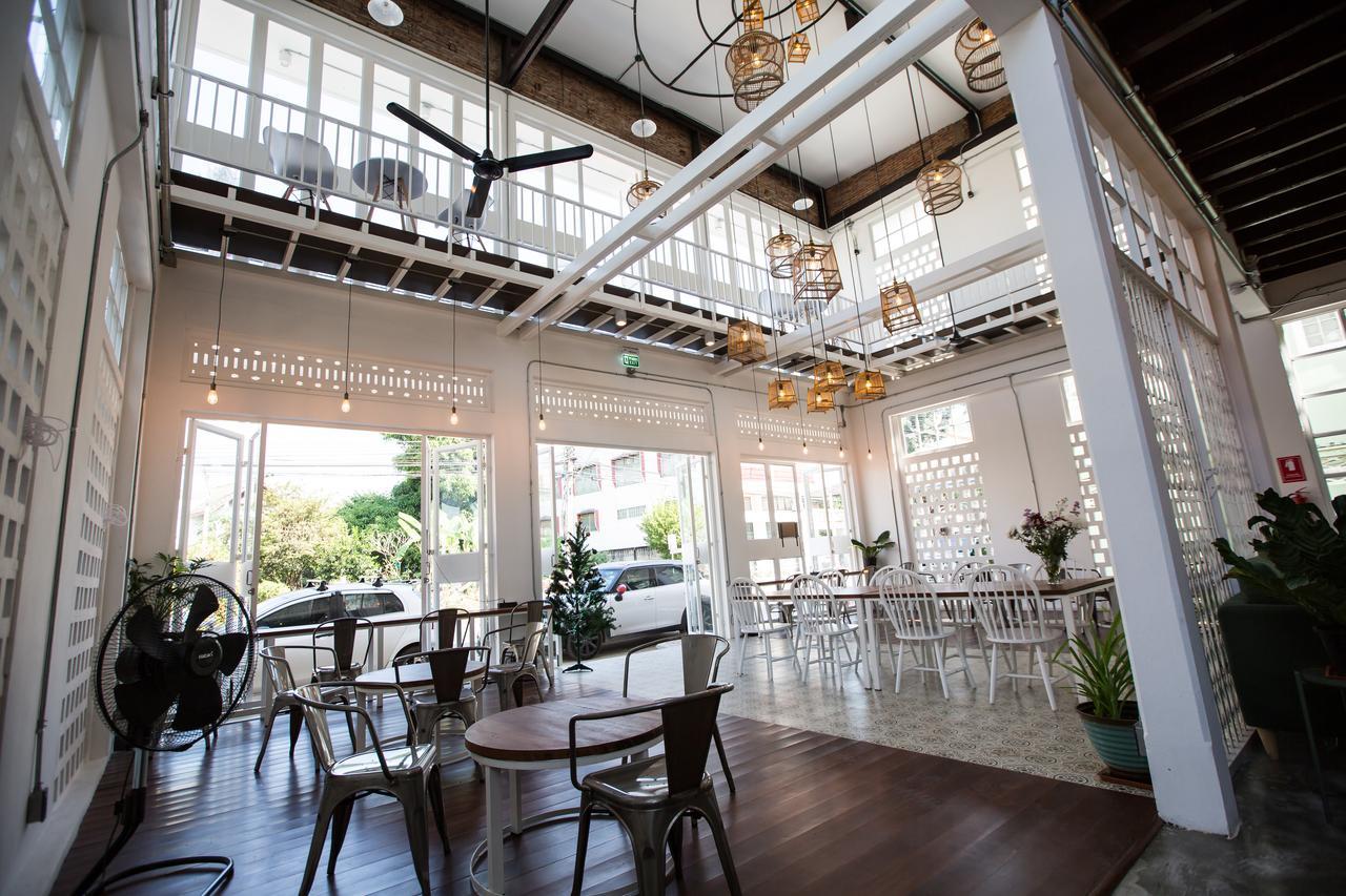 Memmoth Hostel In Lampang Extérieur photo