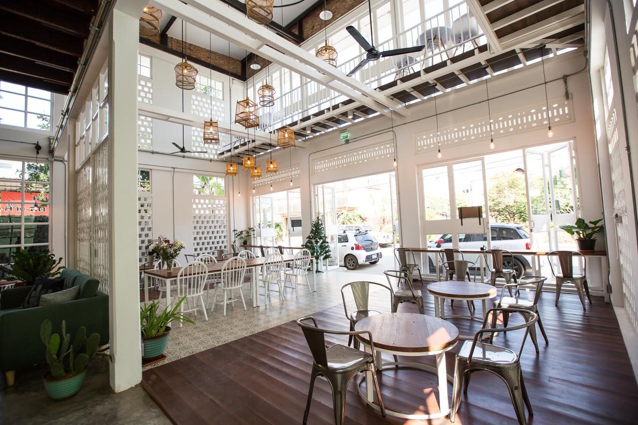 Memmoth Hostel In Lampang Extérieur photo